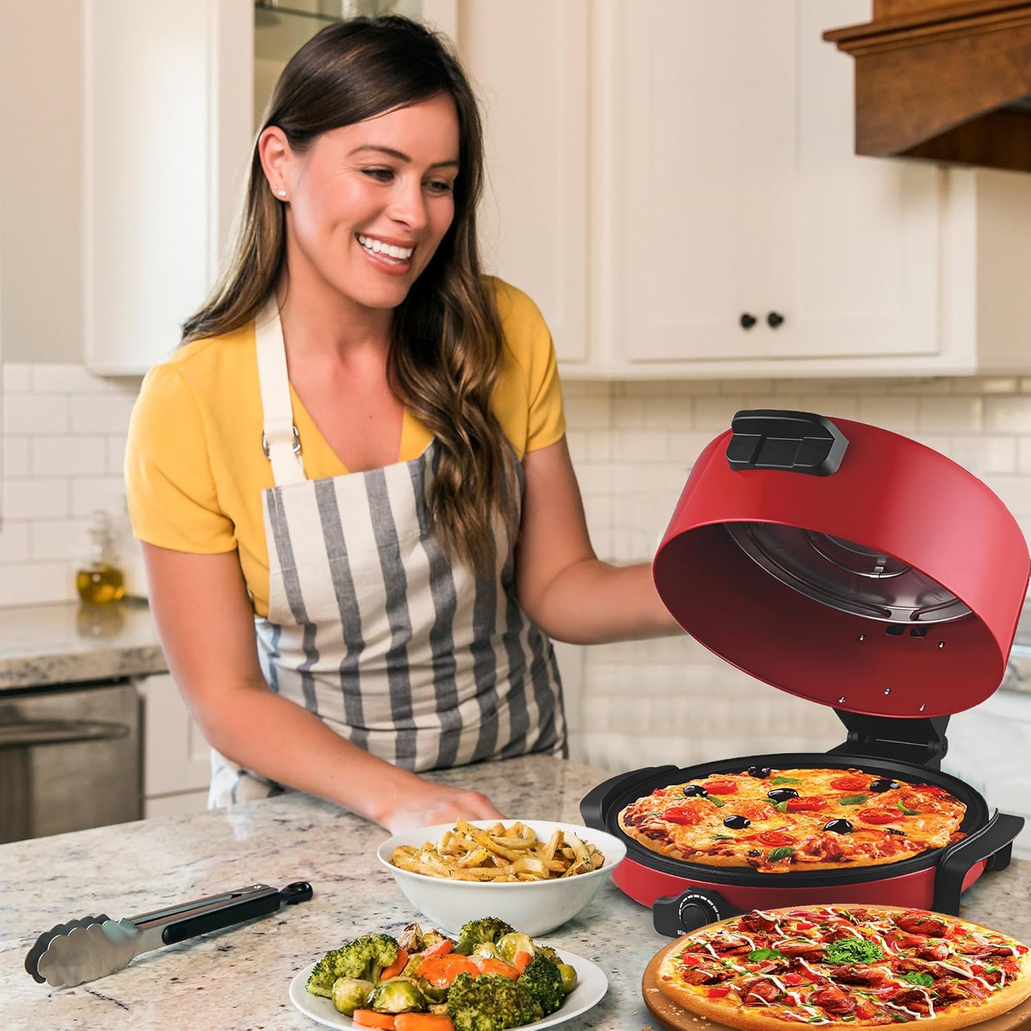 خبازة البيتزا و المعجنات الكهربائية